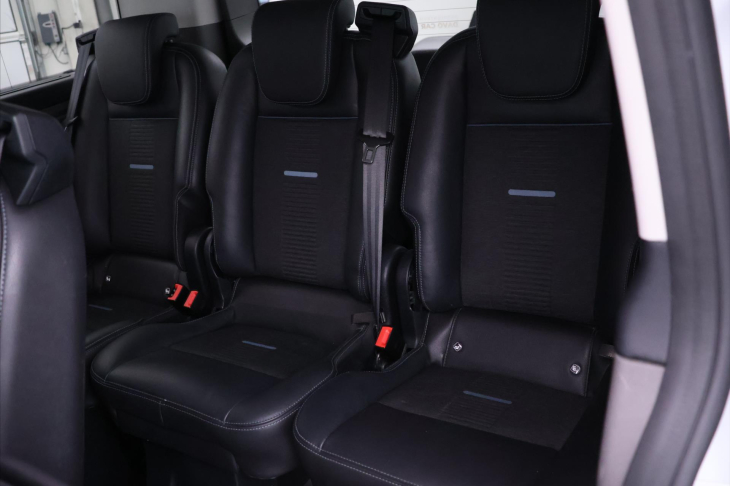 Ford Tourneo Custom 2,0 TDCI 136kW Active 1Maj DPH