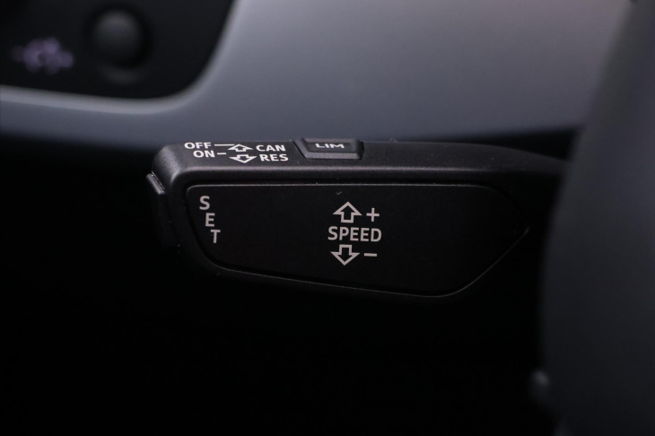 Audi A4 2,0 TDI 140kW Quattro CZ DPH