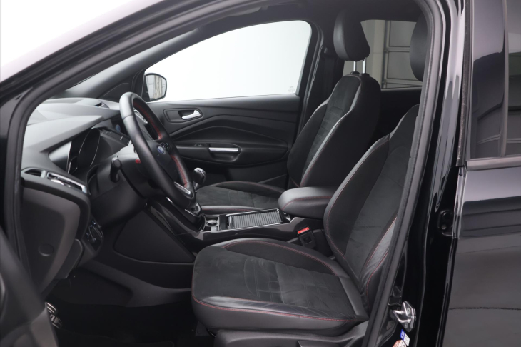 Ford Kuga 1,5 EB 110kW ST-Line 1.Maj