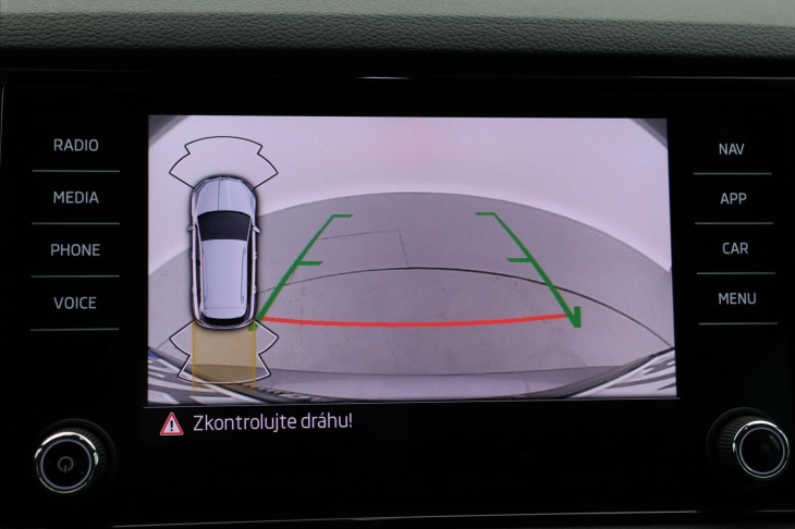 Škoda Karoq 2,0 TDI DSG 4x4 Sportline DPH