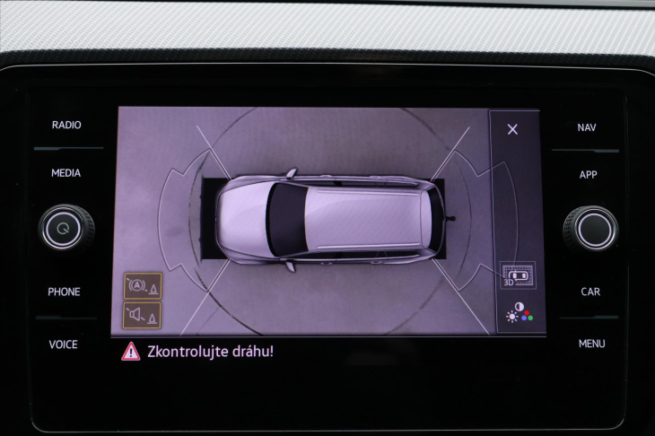 Volkswagen Passat 2,0 TDI 110kW DSG R-line 1.Maj