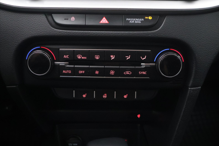 Kia Ceed SW 1,5 T-GDI 118kW TOP DCT CZ
