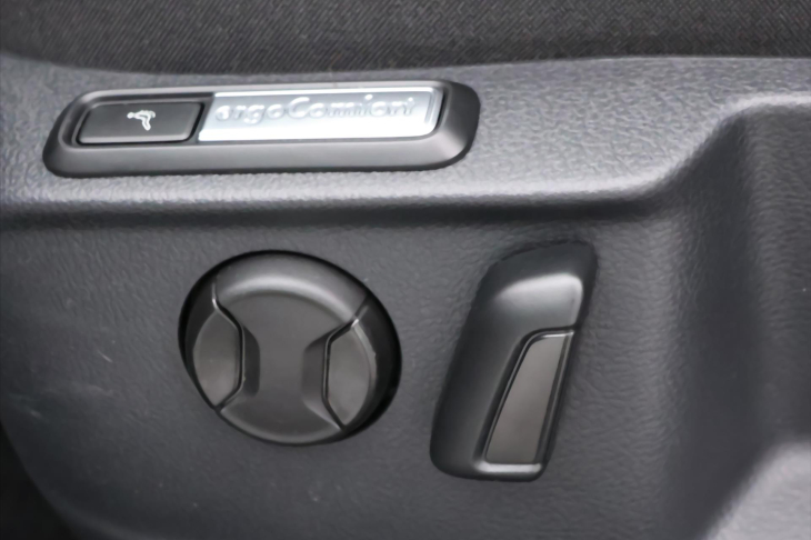 Volkswagen Passat 2,0 110kW BMT DSG Business Variant