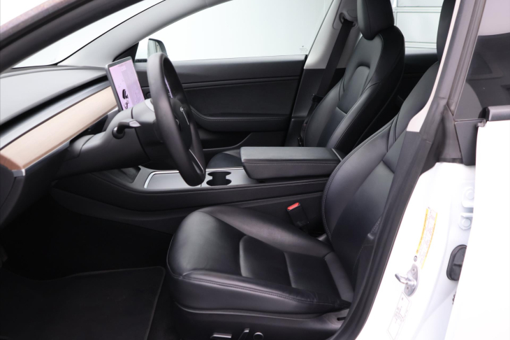 Tesla Model 3 Long Range 75kWh AWD DPH