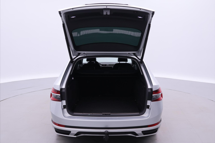 Škoda Superb 2,0 TDI 140kW DSG 4x4 CZ Scout