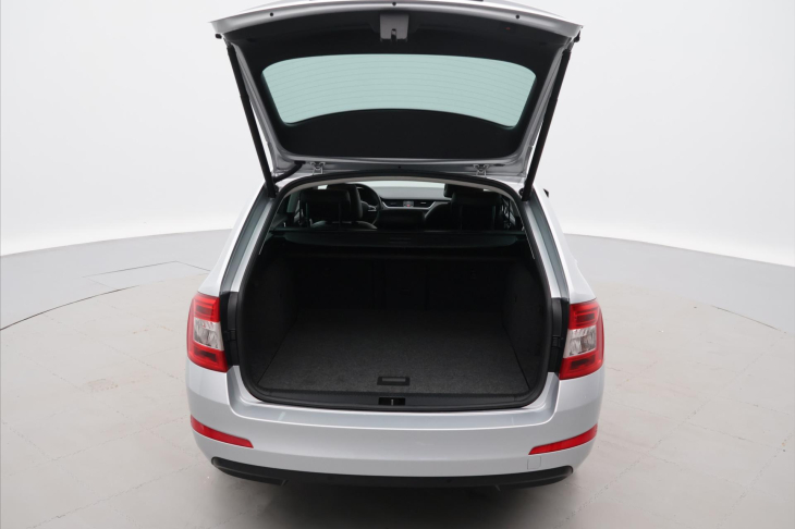 Škoda Octavia 2,0 TDI 110kW DSG Elegance+