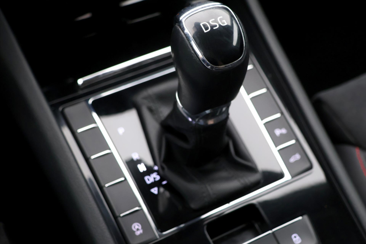 Škoda Superb 2,0 TDI 110kW DSG CZ Style