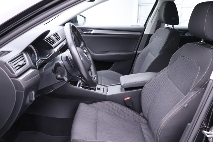 Škoda Superb 2,0 TDi Style 4x4 DSG DPH CZ