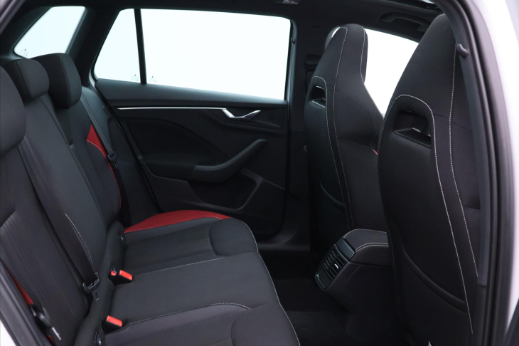 Škoda Kamiq 1,0 TSI MonteCarlo Virtual DPH