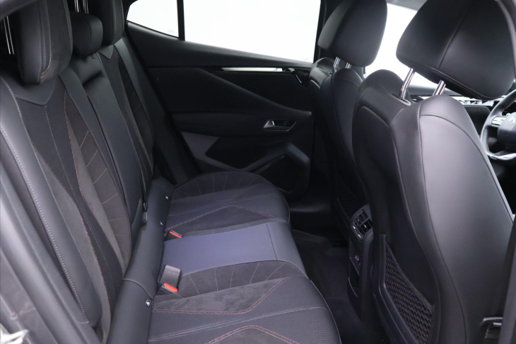 DS Automobiles DS4 1,6 PureTech 165kW Aut. CZ