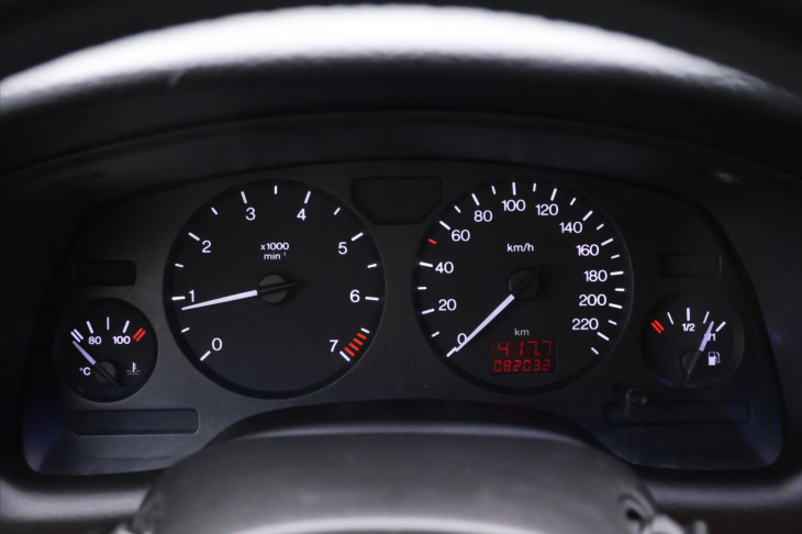 Opel Astra 1,6 16V 74kW CZ