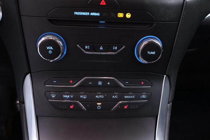 Ford S-MAX 2,0 TDCi 110kW Aut. Titanium