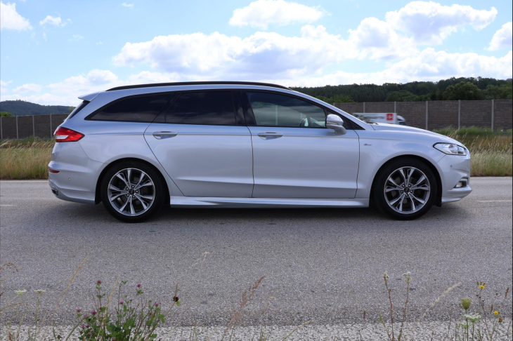 Ford Mondeo 2,0 TDCI 132kW ST LINE