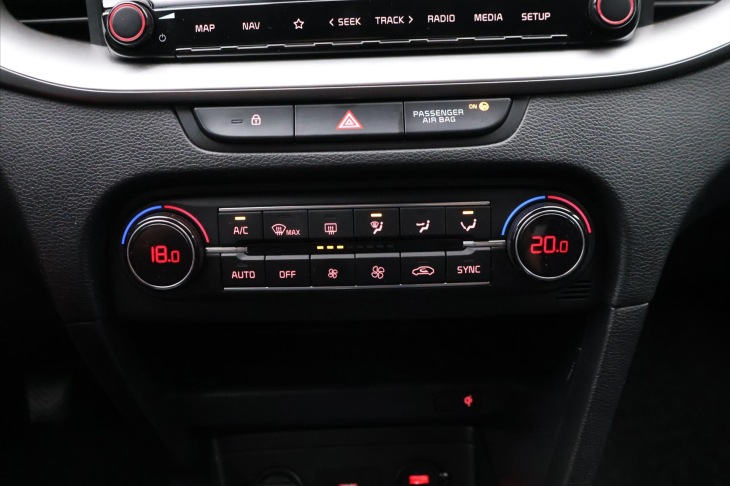 Kia Ceed 1,4 T-GDI Fresh CZ