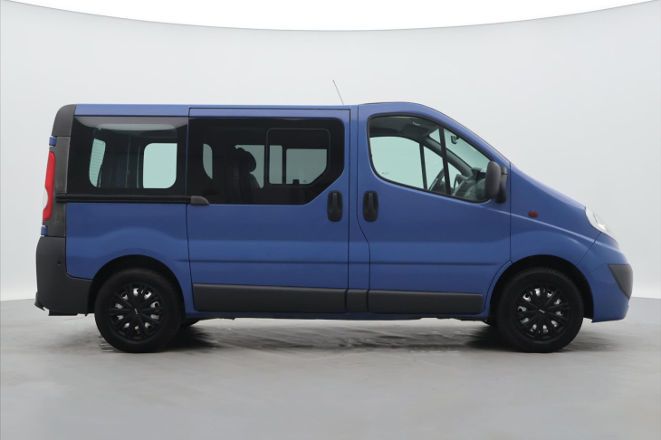 Opel Vivaro 2,0 CDTi CZ Klima Tažné 2.Maj