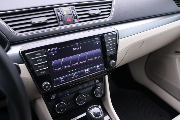 Škoda Superb 2,0 TSI 162kW DSG CZ Style