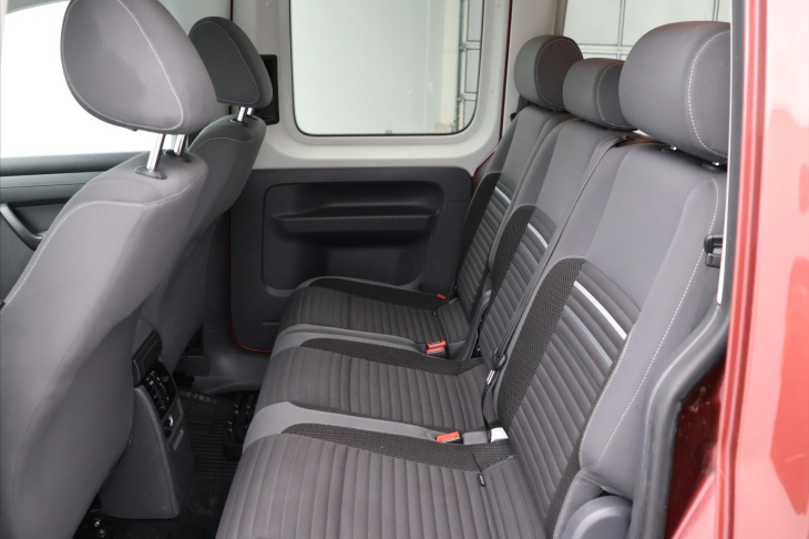 Volkswagen Caddy 1,2 TSI Cup 1.Maj Navi Tažné