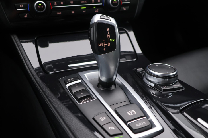 BMW Řada 5 2,0 525d 160kW xDrive Aut. CZ