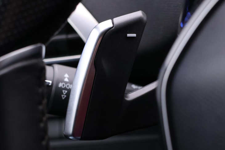 Peugeot 3008 1,2 e-THP 96kW Aut. GT Line