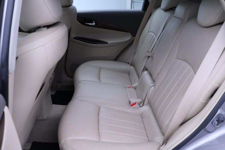 Infiniti EX35 3,5 i V6 212kW Automat Bose CZ