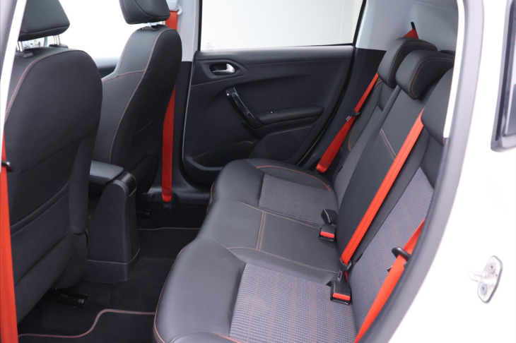 Peugeot 208 1,2 PT 81kW Roland Garros 1Maj