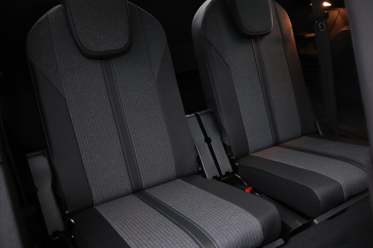 Peugeot 5008 1,5 HDi 130k Aut CZ 7-Míst DPH