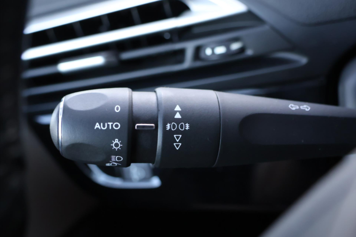 Citroën C4 SpaceTourer 1,5 HDI 96kW Feel CZ Navi 2.ma