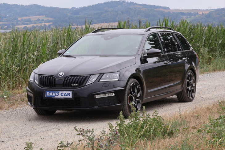 Škoda Octavia 2,0 TDI RS 4x4 DSG Virtual LED