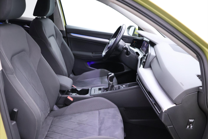 Volkswagen Golf Variant 1,5 TSI 110kW CZ LED 1.Maj