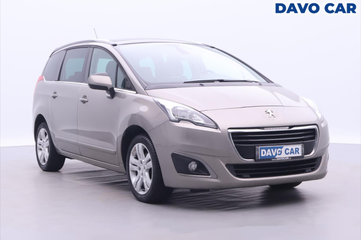 Peugeot 5008 1,6 HDI 120k CZ Allure 7-Míst