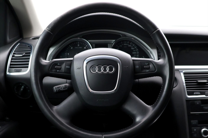 Audi Q7 3,0 TDI 176kW Quattro Tiptronic