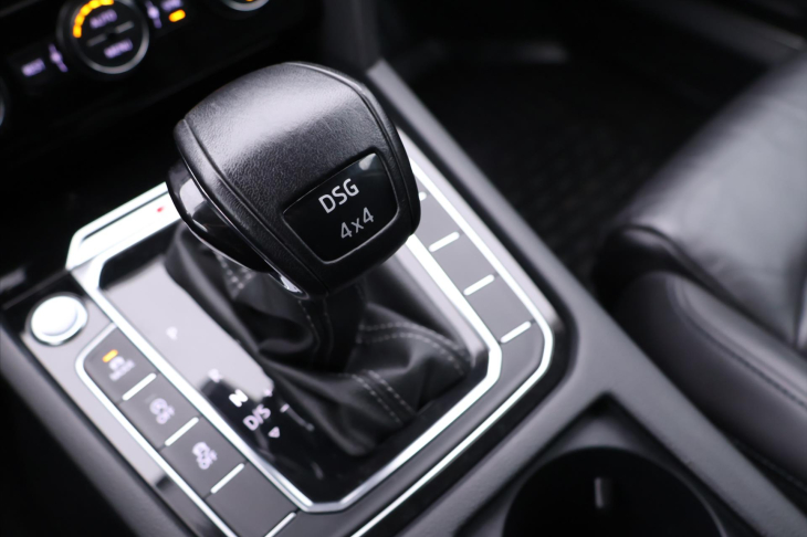 Volkswagen Passat 2,0 TDI 176kW DSG 4M Highline