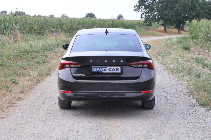 Škoda Octavia 2,0 TDI 110kW Style DSG DPH CZ