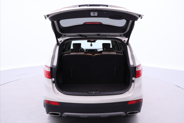 Hyundai Grand Santa Fe 2,2