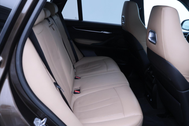 BMW X5 4,4 M40i 423kW xDrive Aut. CZ