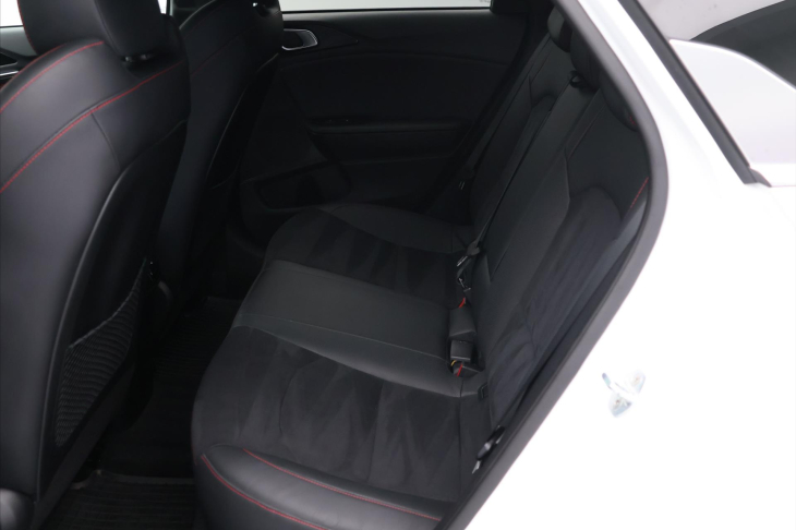 Kia ProCeed 1,6 T-GDI 150kW Aut. GT CZ