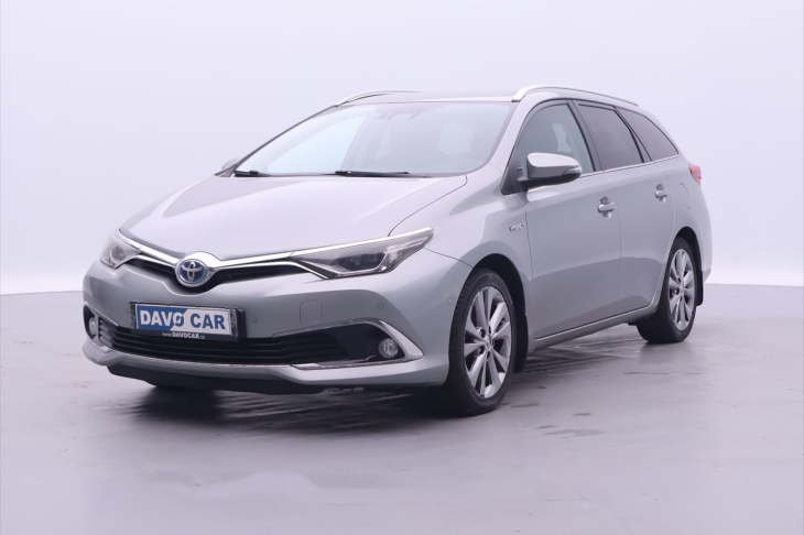 Toyota Auris 1,8 Hybrid e-CVT Executive CZ