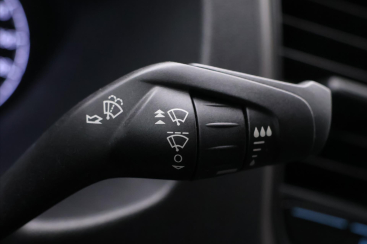 Ford Transit Custom 2,0 TDCI 96KW KLIMA