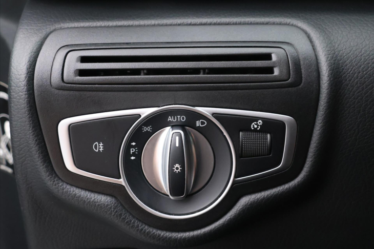 Mercedes-Benz Třídy V 2,0 220d Aut. Avantgarde L DPH