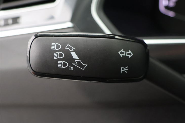 Volkswagen Tiguan 2,0 TSI 140kW 4MOT DSG DPH Elegance