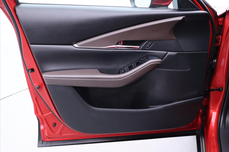 Mazda CX-30 2,0 Skyactiv-X Kůže Navi DPH