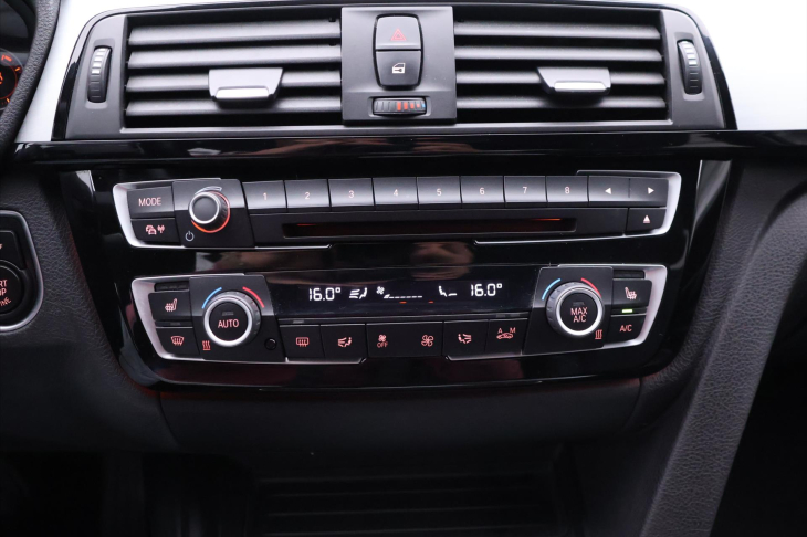 BMW Řada 3 1,5 318i Aut. M-Sport Shadow