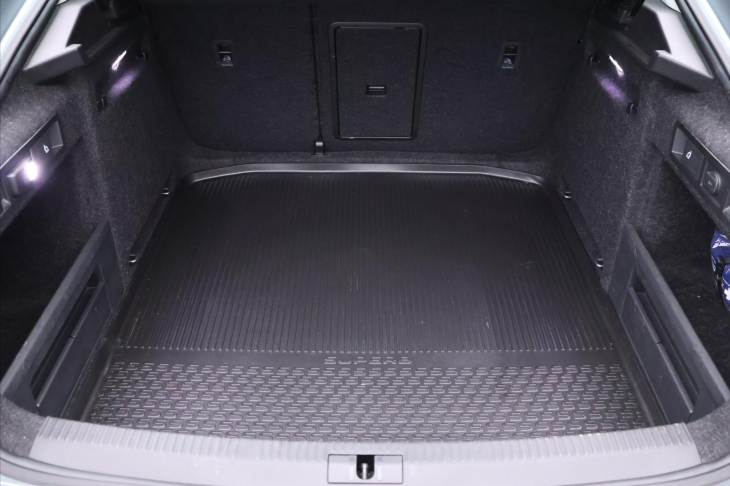 Škoda Superb 2,0 TDI 110kW DSG CZ 1.Maj DPH