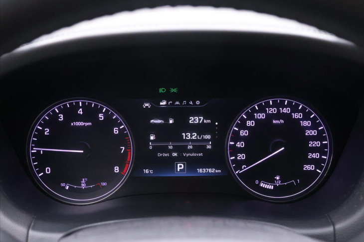 Hyundai Genesis 3,8 V6 232kW Exclusive 4x4 CZ