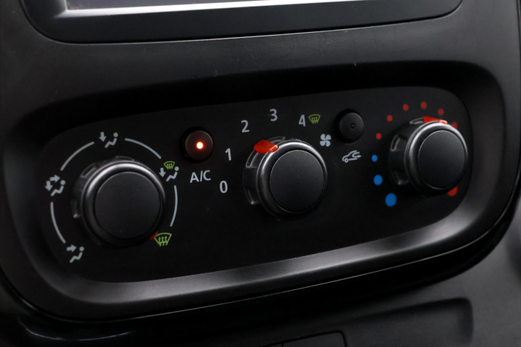 Opel Vivaro 1,6 DCTi BiTurbo 107kW DPH