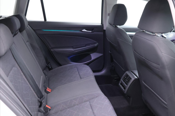 Volkswagen Golf 1,5 TSI EVO 110kW mHEV Life DSG