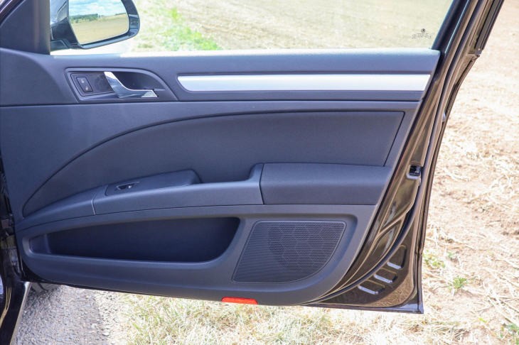 Škoda Superb 2,0 TDI Exclusive Xenon 1.Maj.