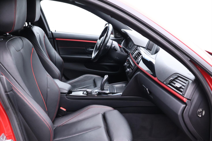BMW Řada 4 2,0 420d xD CZ GranCoupé Sport