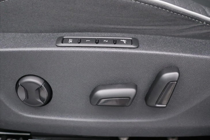 Škoda Enyaq 82kWh 4x4 CZ SOH 95% RS