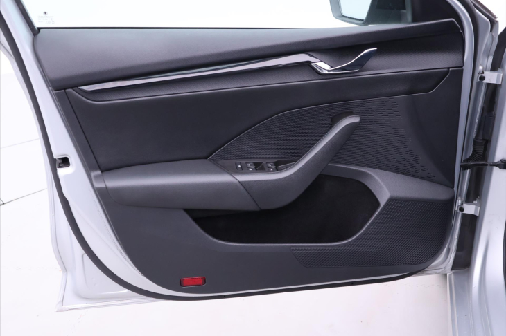 Škoda Octavia 2,0 TDI 110kW DSG Ambition